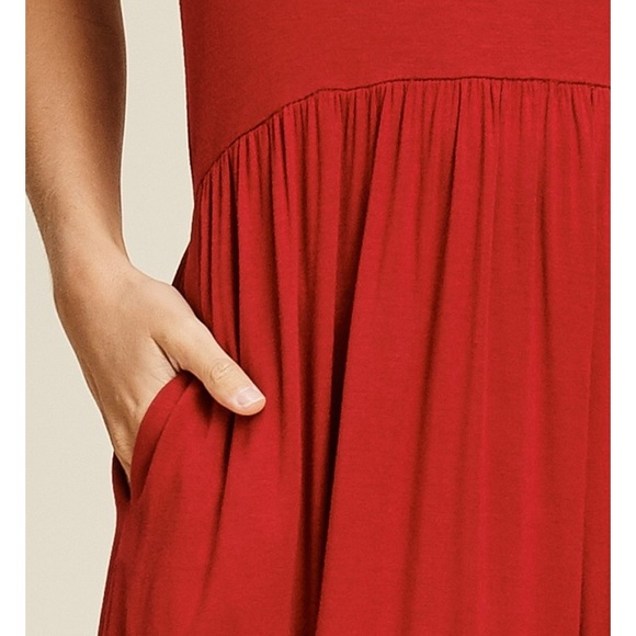 LAST ONE ❤️Red Maxi Dress - Picture 3 of 3